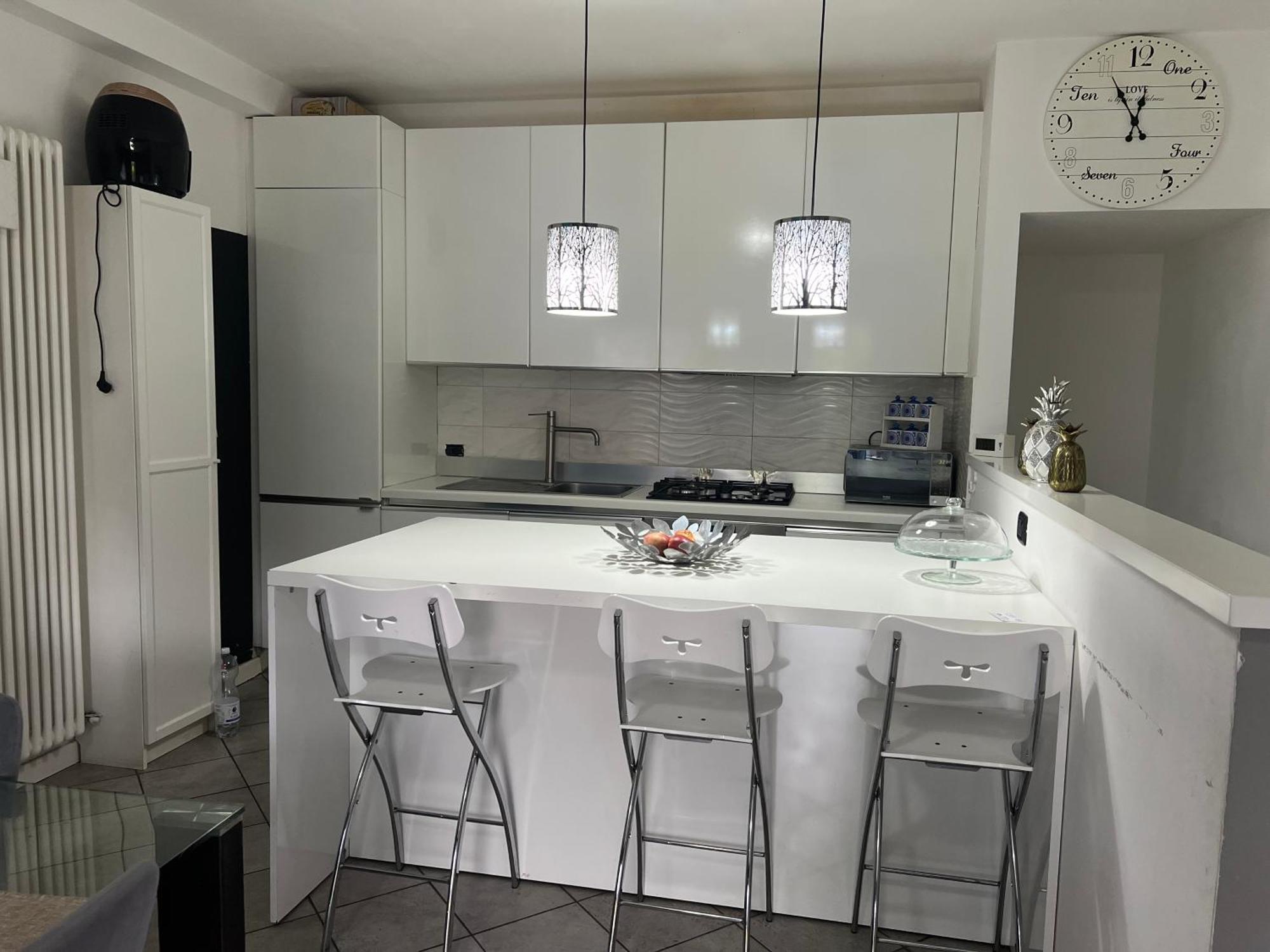 B&B Resilienza - Camera Privata Con Bagno Lecco Zewnętrze zdjęcie