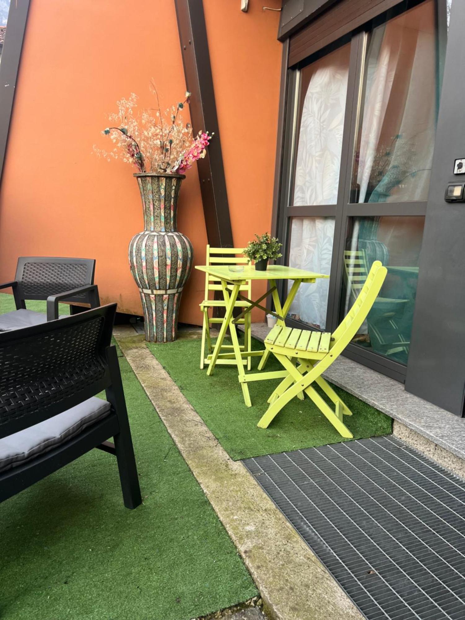 B&B Resilienza - Camera Privata Con Bagno Lecco Zewnętrze zdjęcie